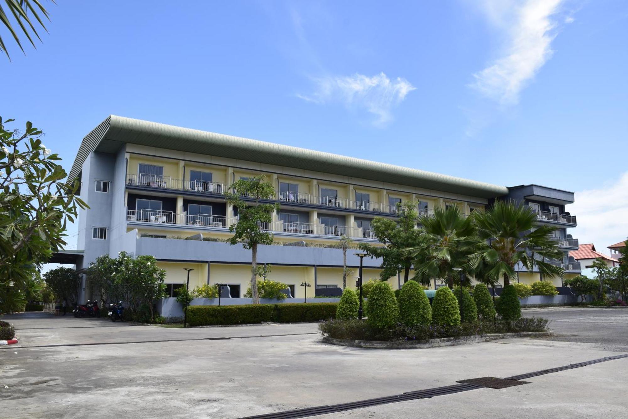 Blue Beach Grand Resort And Spa In Chalong Phuket By Dayuu Ban Saiyuan المظهر الخارجي الصورة