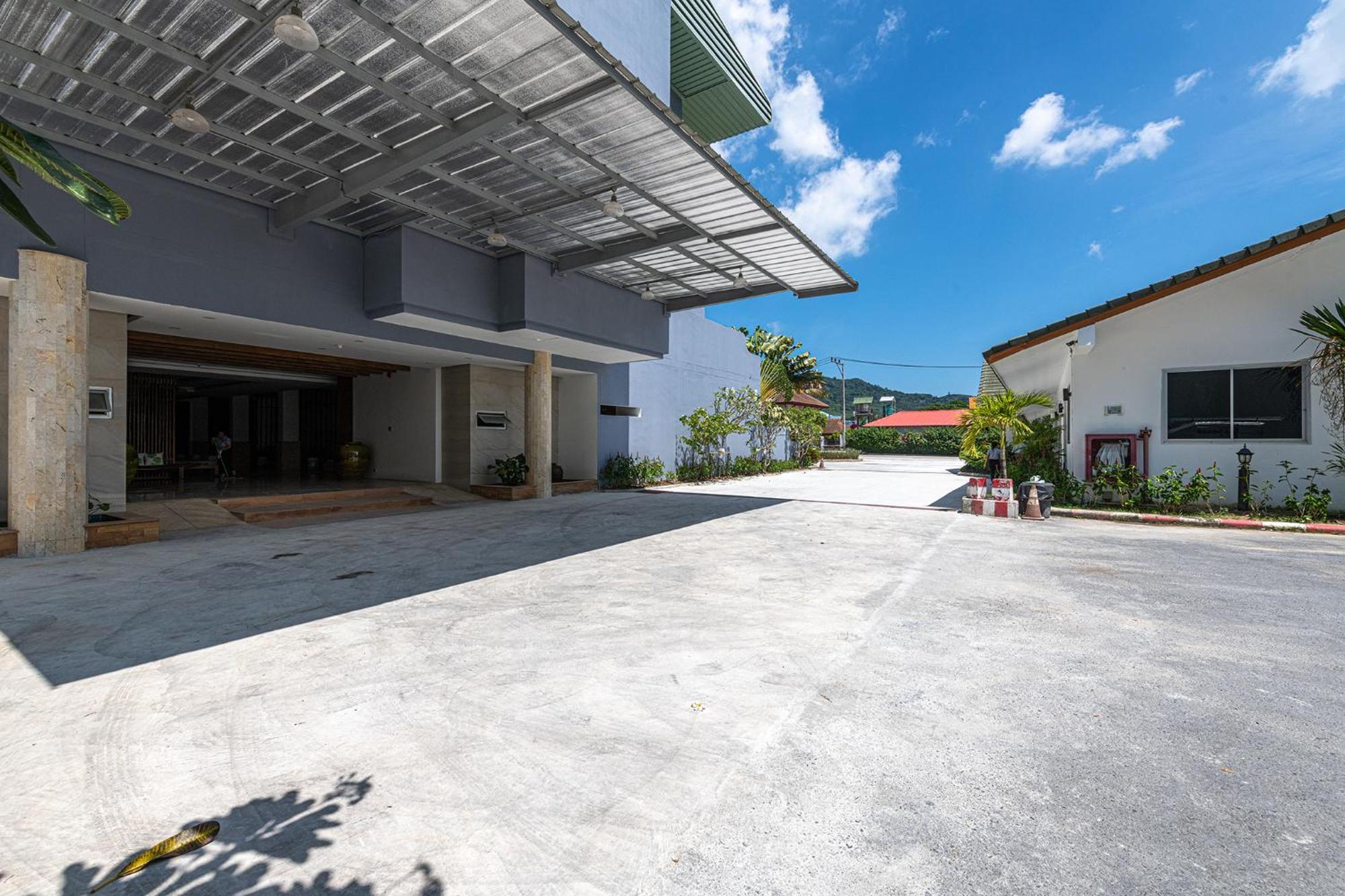 Blue Beach Grand Resort And Spa In Chalong Phuket By Dayuu Ban Saiyuan المظهر الخارجي الصورة