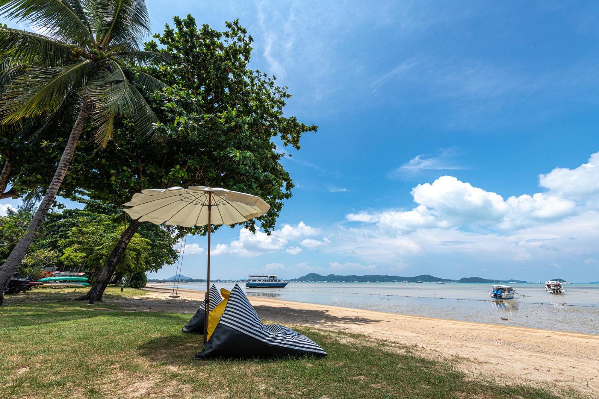 Blue Beach Grand Resort And Spa In Chalong Phuket By Dayuu Ban Saiyuan المظهر الخارجي الصورة