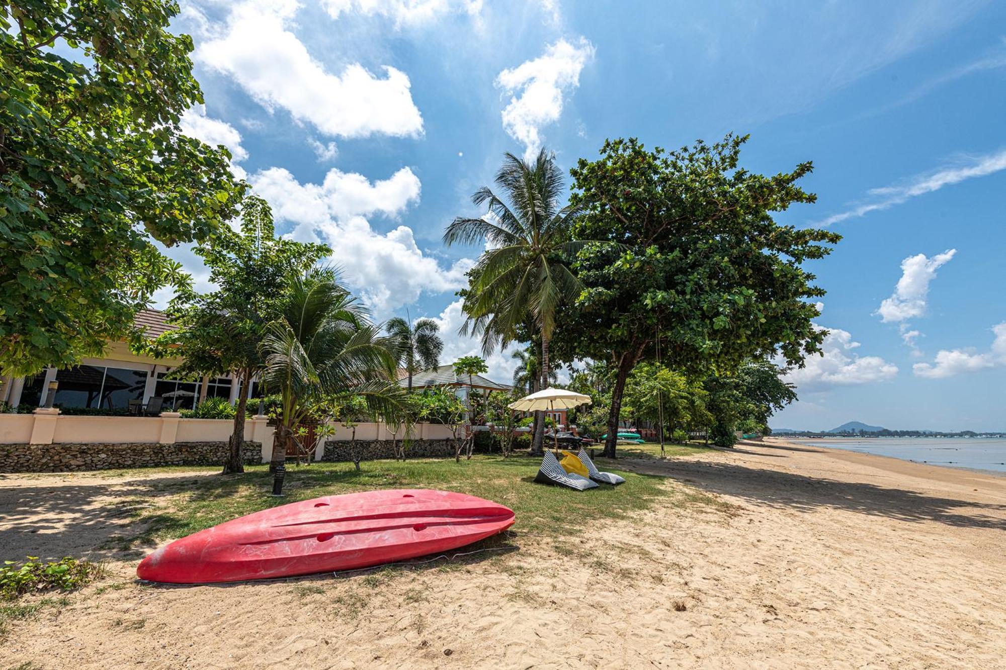 Blue Beach Grand Resort And Spa In Chalong Phuket By Dayuu Ban Saiyuan المظهر الخارجي الصورة