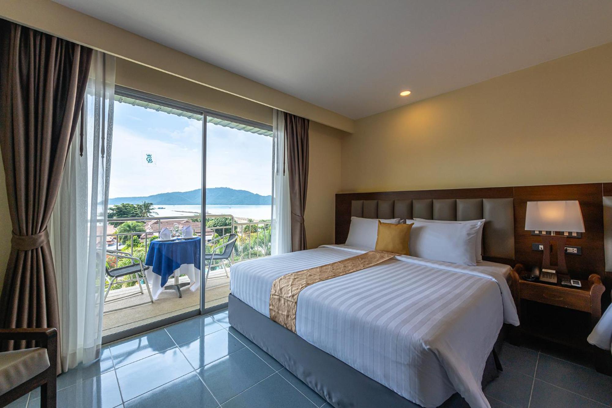 Blue Beach Grand Resort And Spa In Chalong Phuket By Dayuu Ban Saiyuan المظهر الخارجي الصورة