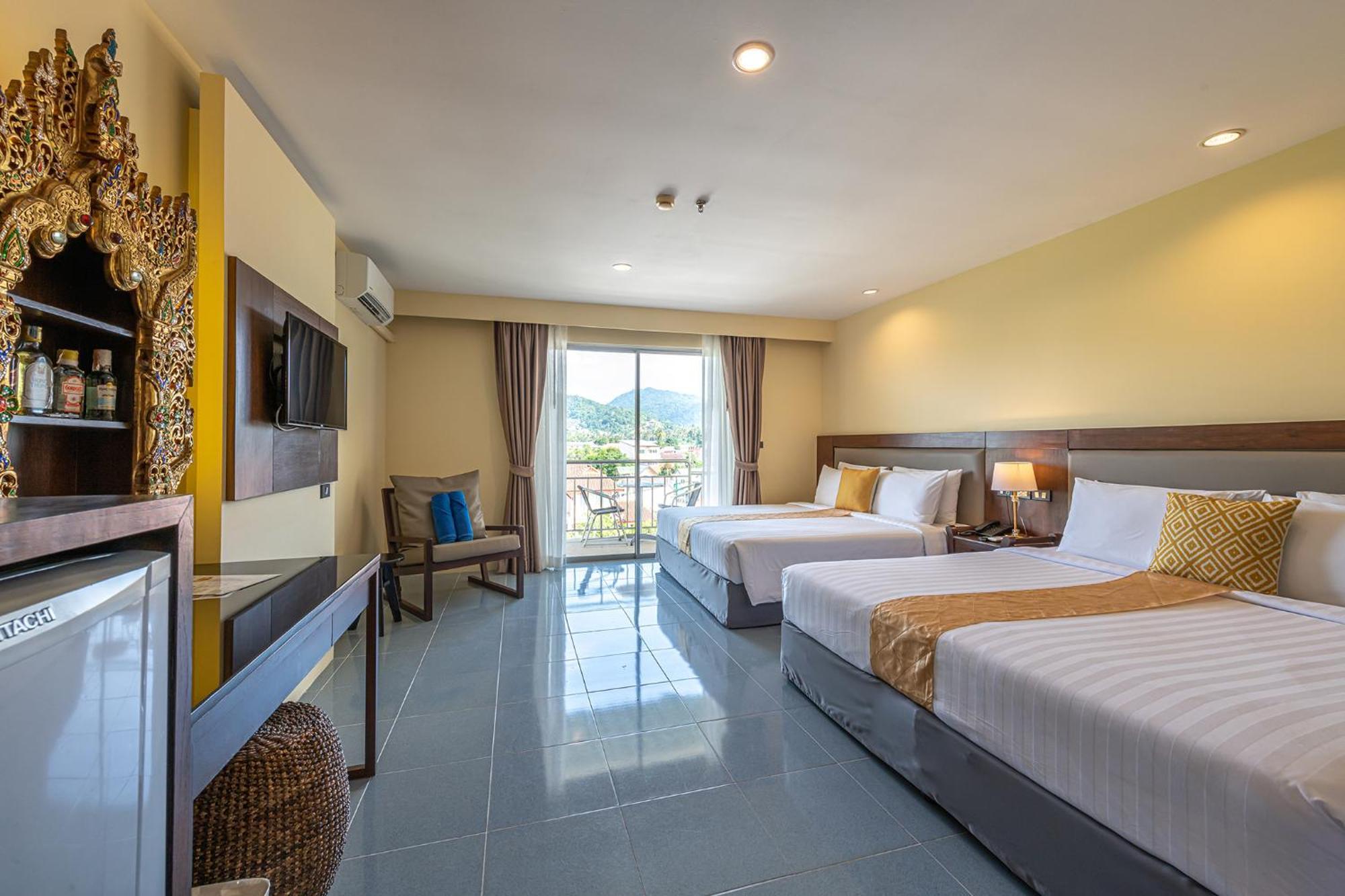 Blue Beach Grand Resort And Spa In Chalong Phuket By Dayuu Ban Saiyuan المظهر الخارجي الصورة